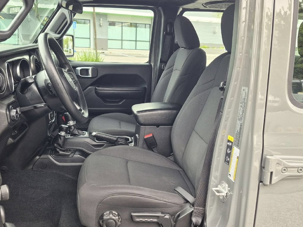 2022 Jeep Wrangler Unlimited Sport