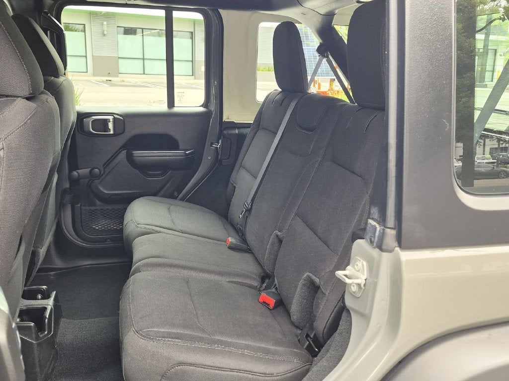 2022 Jeep Wrangler Unlimited Sport