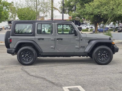 2022 Jeep Wrangler Unlimited Sport