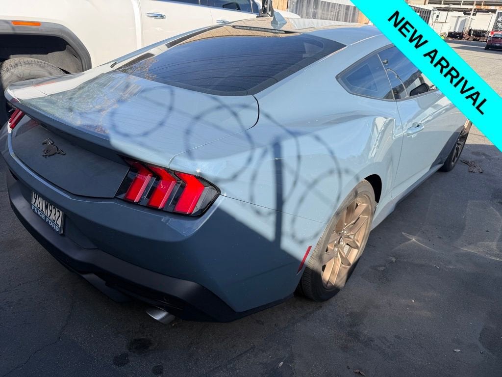 2025 Ford Mustang EcoBoost