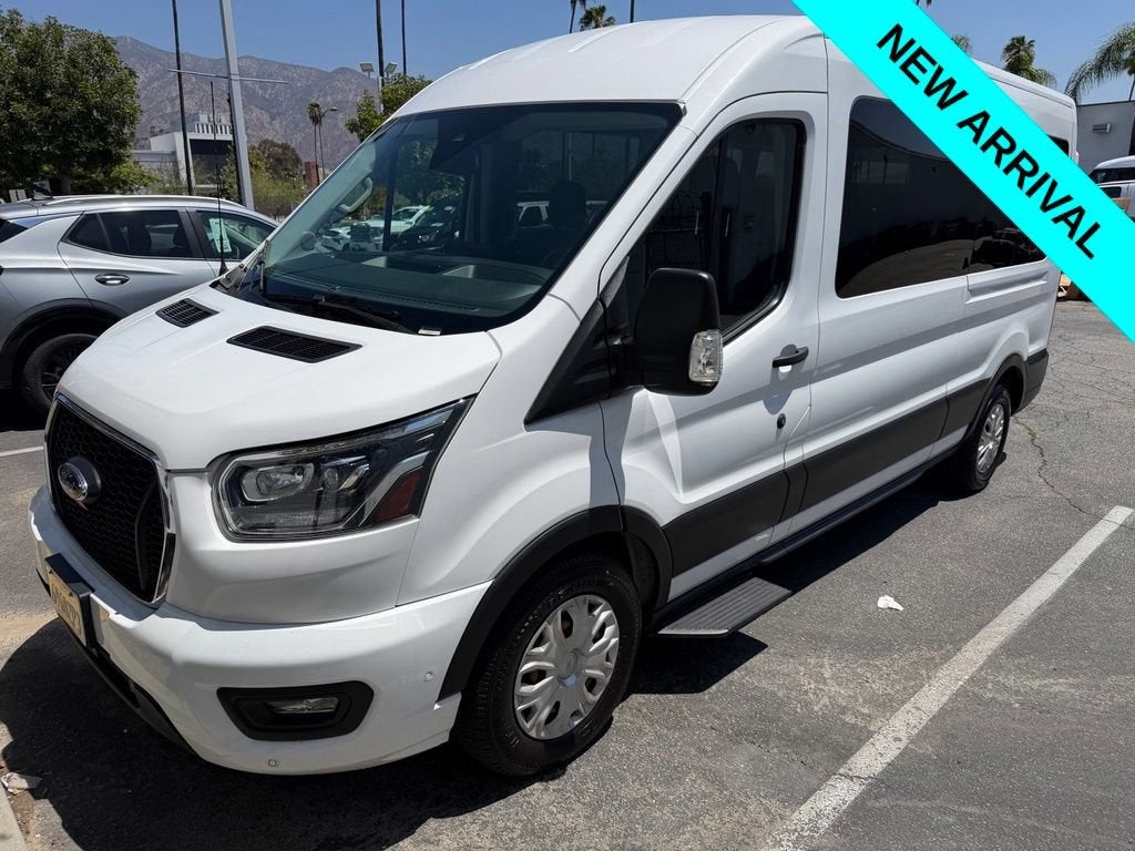 2023 Ford Transit Passenger Wagon XL