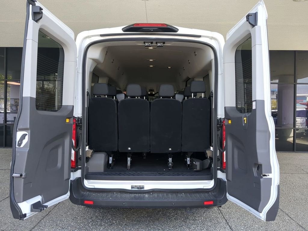 2024 Ford Transit Passenger Wagon XL
