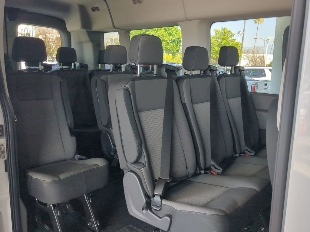 2024 Ford Transit Passenger Wagon XL