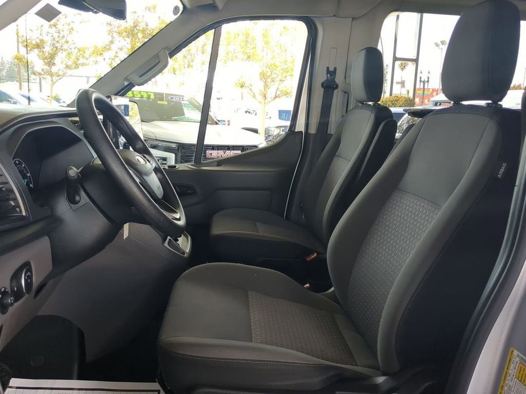 2024 Ford Transit Passenger Wagon XL