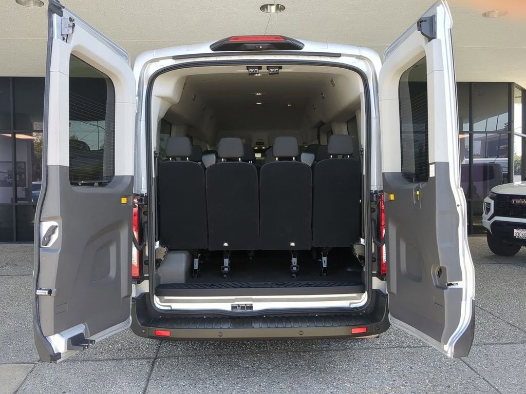2024 Ford Transit Passenger Wagon XL