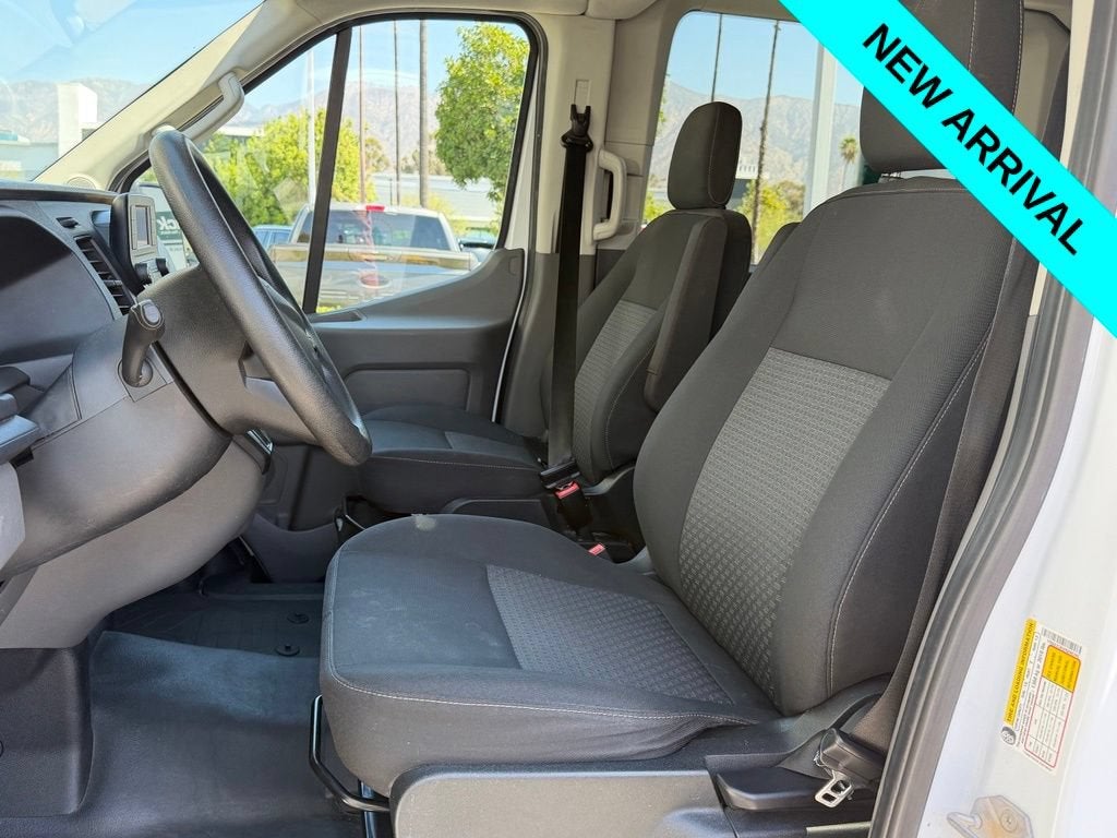 2023 Ford Transit Passenger Wagon XL
