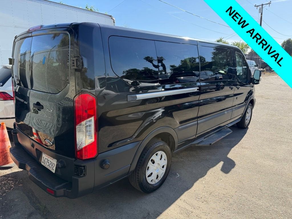 2017 Ford Transit Wagon XL