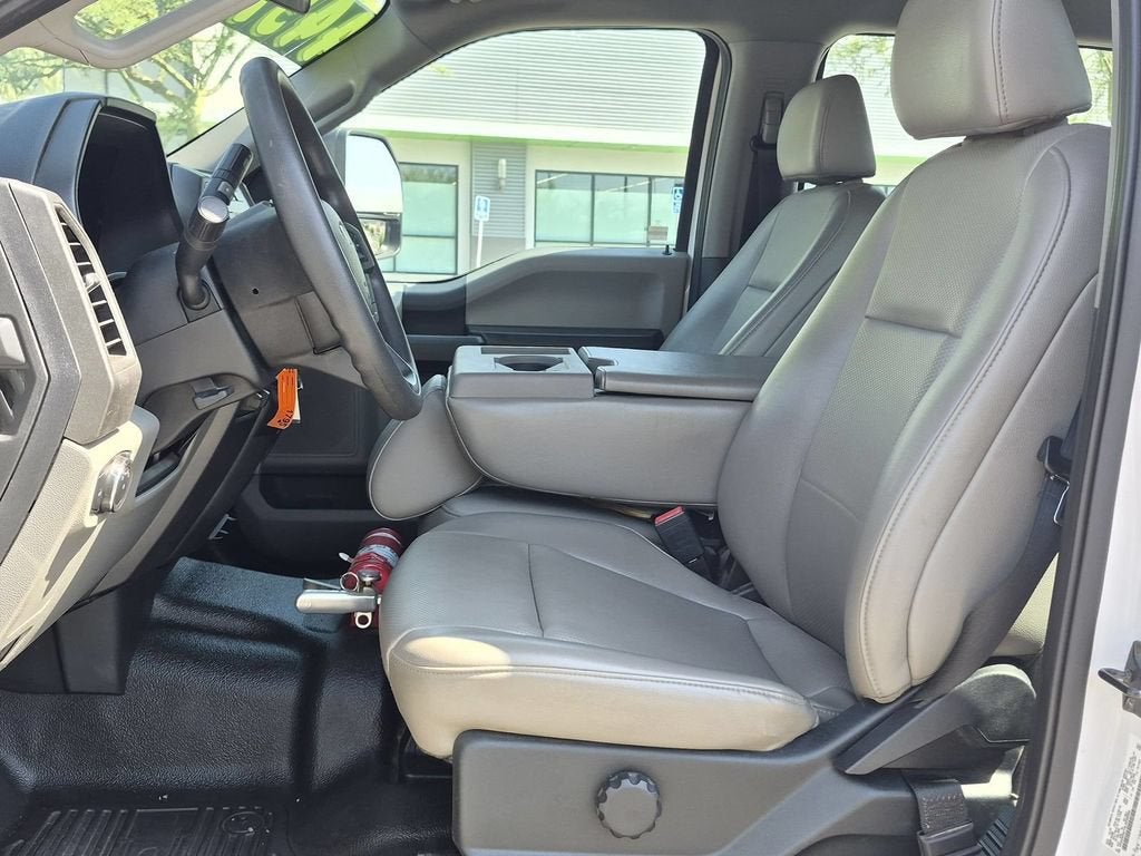 2020 Ford Super Duty F-550 DRW XL