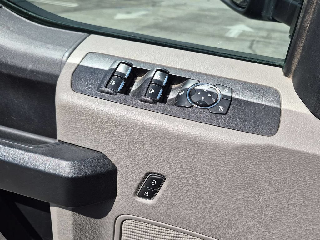 2020 Ford Super Duty F-550 DRW XL