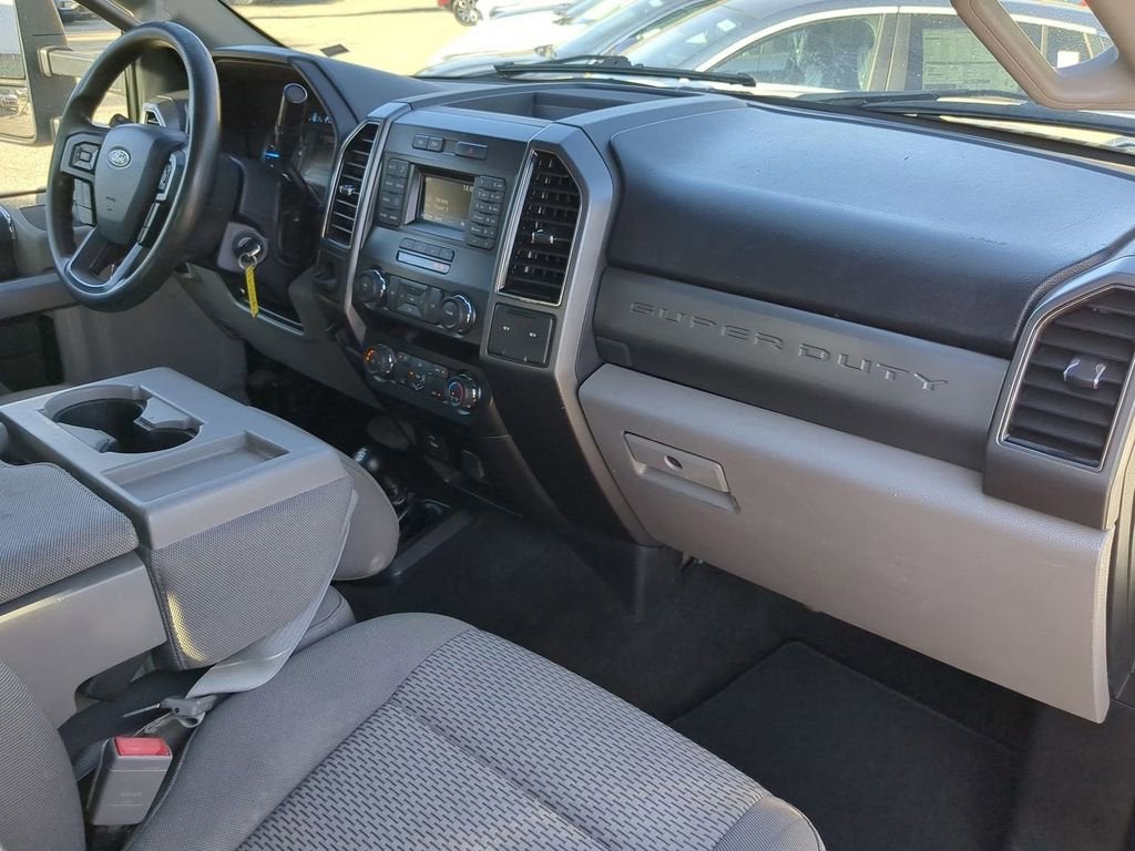 2019 Ford Super Duty F-550 DRW XL