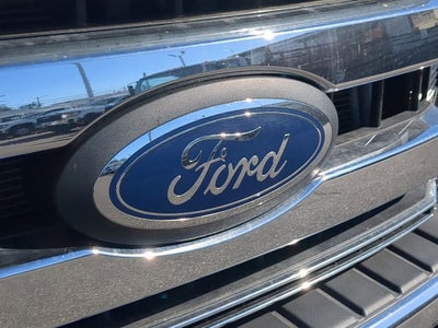 2022 Ford Super Duty F-550 DRW XL