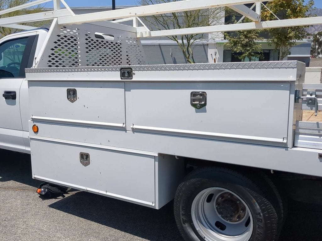 2022 Ford Super Duty F-350 DRW XL