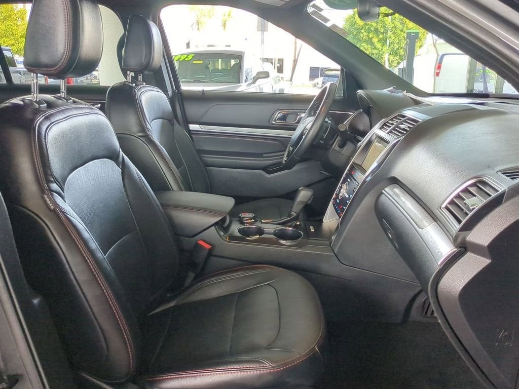 2019 Ford Explorer Sport