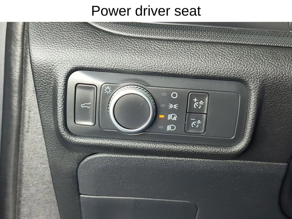 2021 Ford Explorer Base