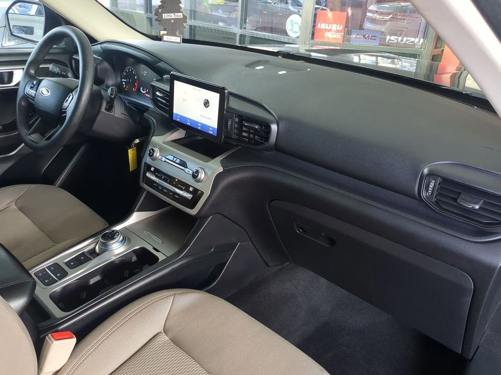 2021 Ford Explorer Base