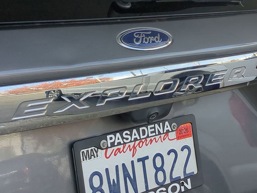 2021 Ford Explorer Base