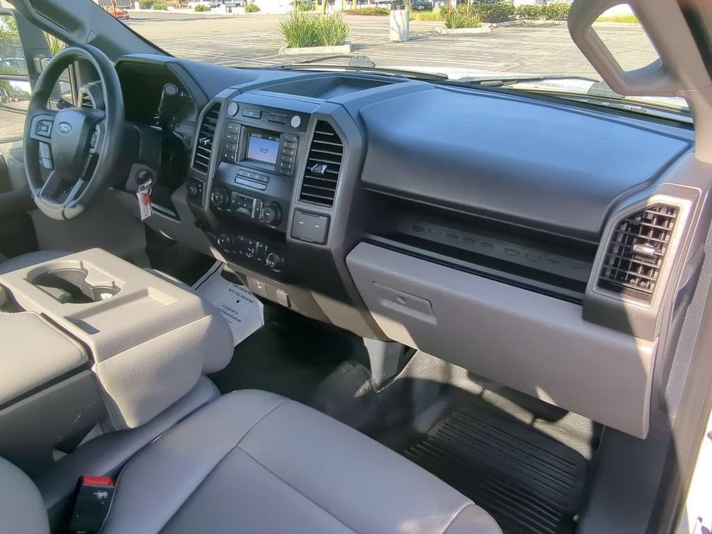 2022 Ford Super Duty F-250 SRW XL