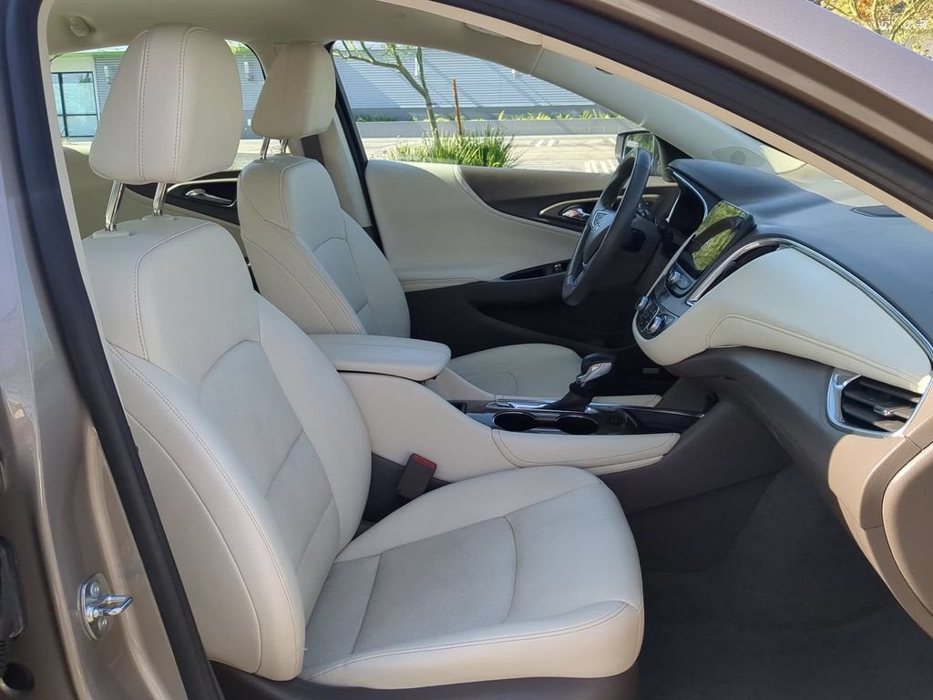 2024 Chevrolet Malibu 2LT