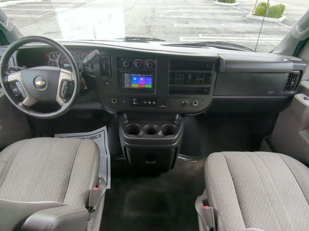 2017 Chevrolet Express Passenger 3500 LT