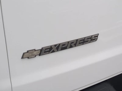 2017 Chevrolet Express Passenger 3500 LT