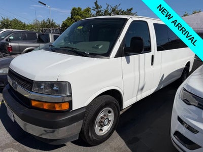 2020 Chevrolet Express Passenger 3500 LT