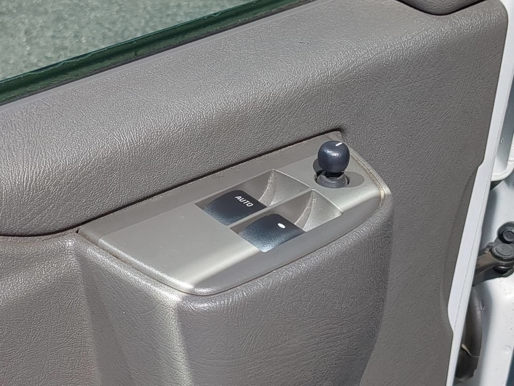 2020 Chevrolet Express Passenger 3500 LT