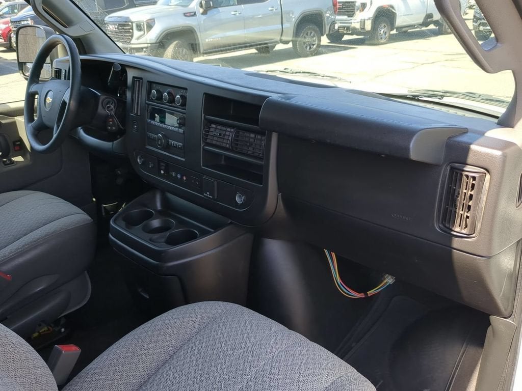 2020 Chevrolet Express Passenger 3500 LT