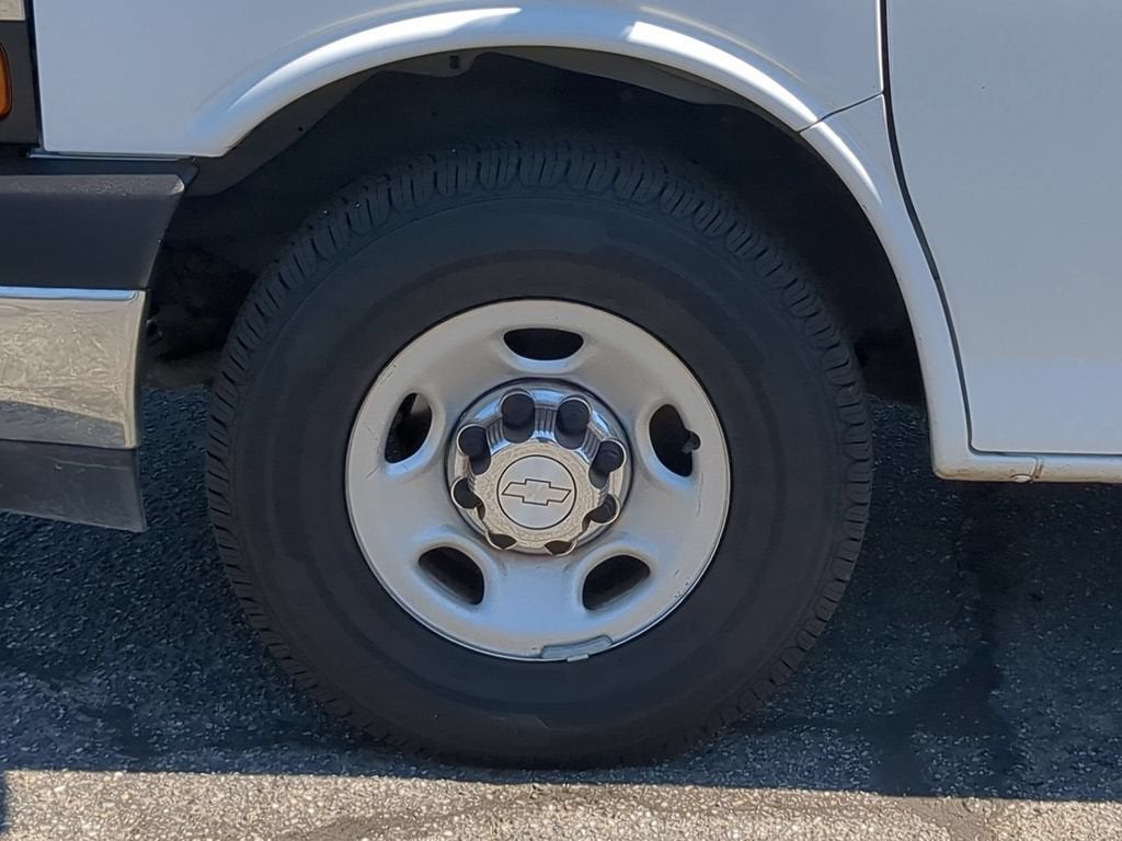 2020 Chevrolet Express Passenger 3500 LT
