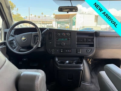 2020 Chevrolet Express Passenger 3500 LT