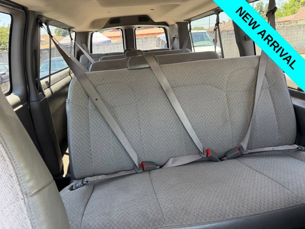 2020 Chevrolet Express Passenger 3500 LT