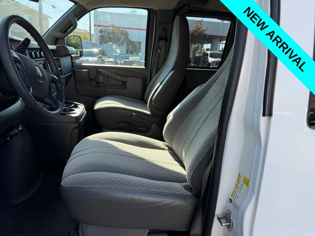 2016 Chevrolet Express Passenger 2500 LT