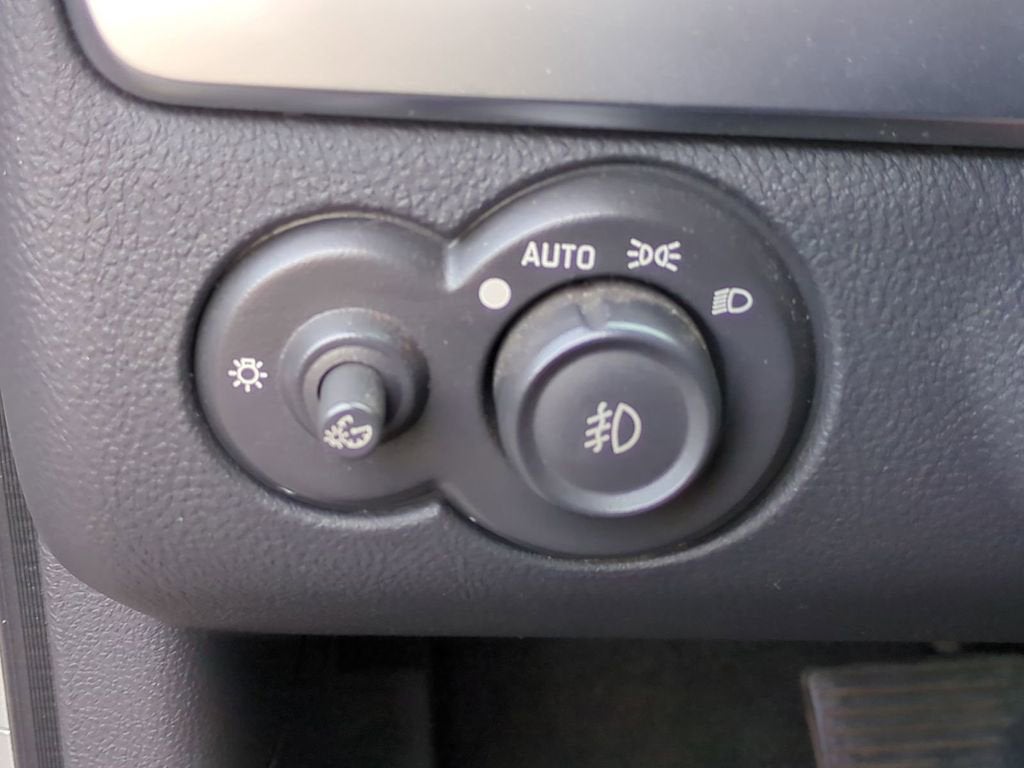 2005 Chevrolet SSR LS