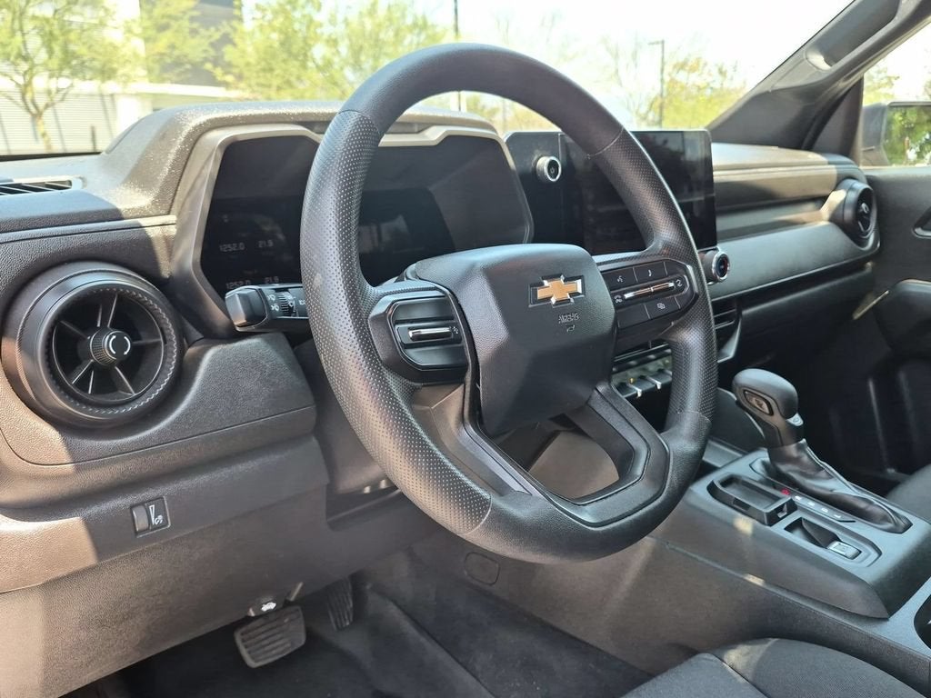 2024 Chevrolet Colorado WT