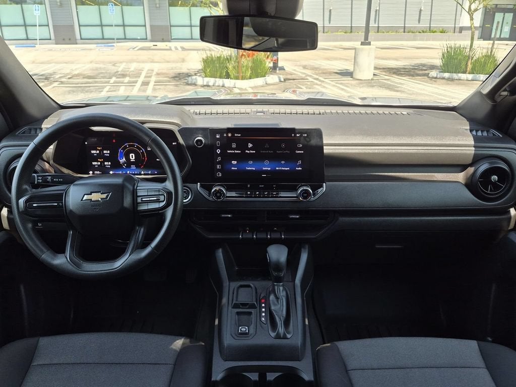 2024 Chevrolet Colorado WT