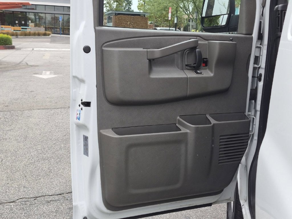 2023 Chevrolet Express Cargo 2500 1WT