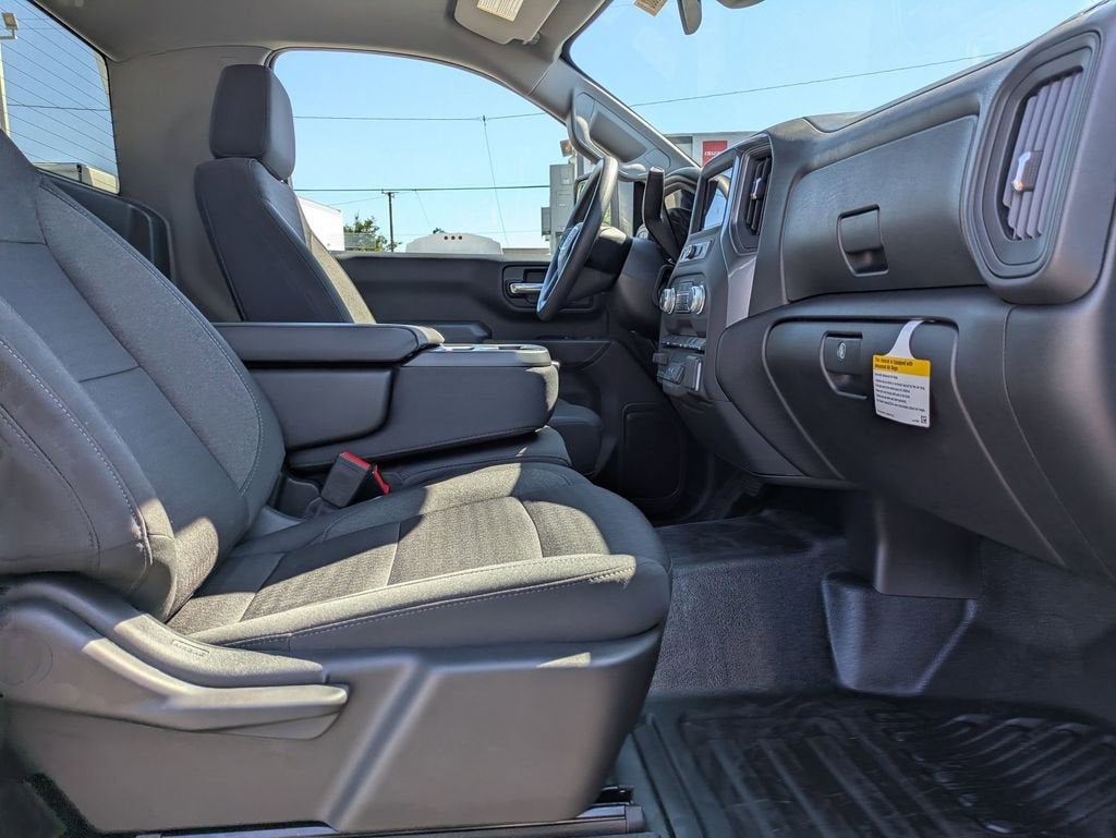 2025 GMC Sierra 2500 HD Pro