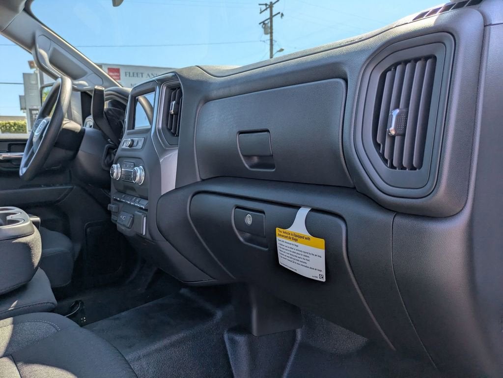 2025 GMC Sierra 2500 HD Pro