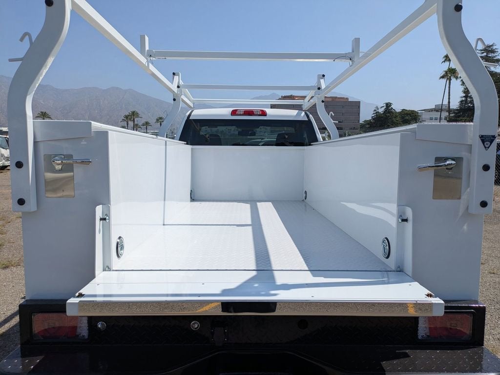 2025 GMC Sierra 2500 HD Pro