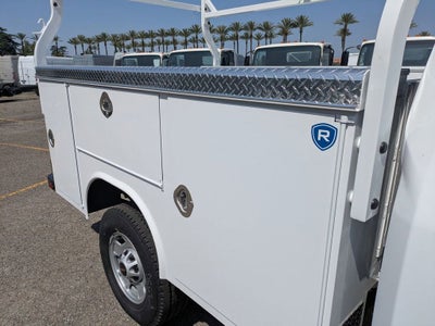 2025 GMC Sierra 2500 HD Pro