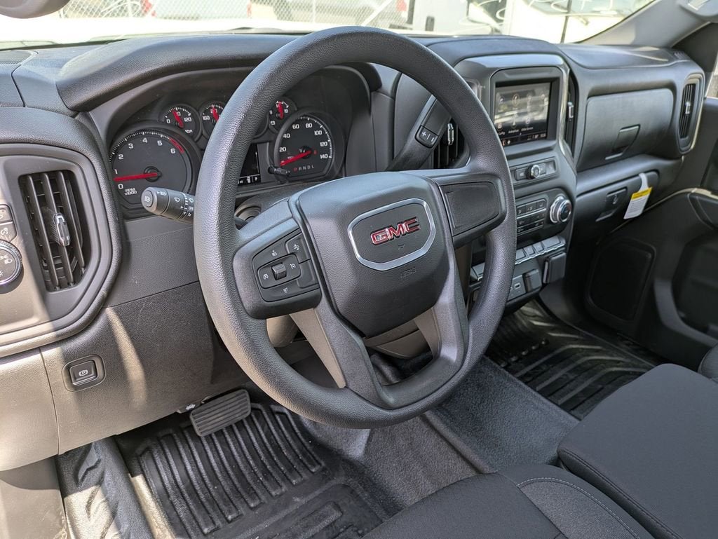 2025 GMC Sierra 2500 HD Pro