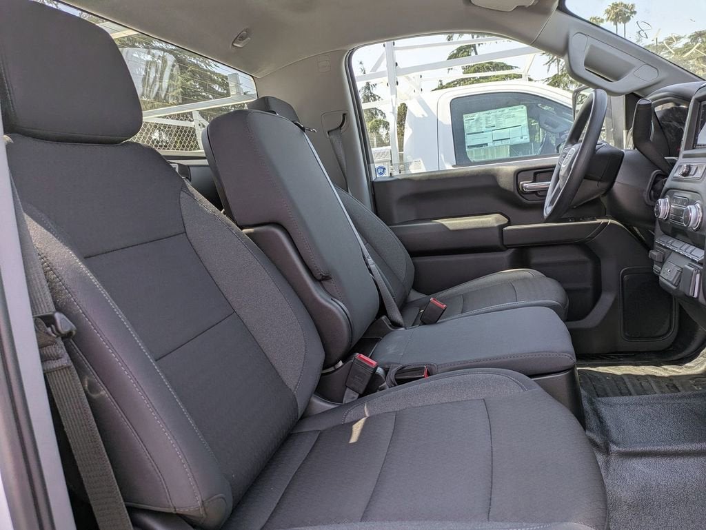 2025 GMC Sierra 2500 HD Pro