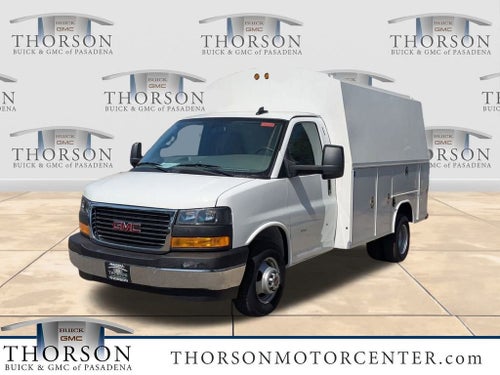 2025 GMC Savana Cutaway 3500 1WT