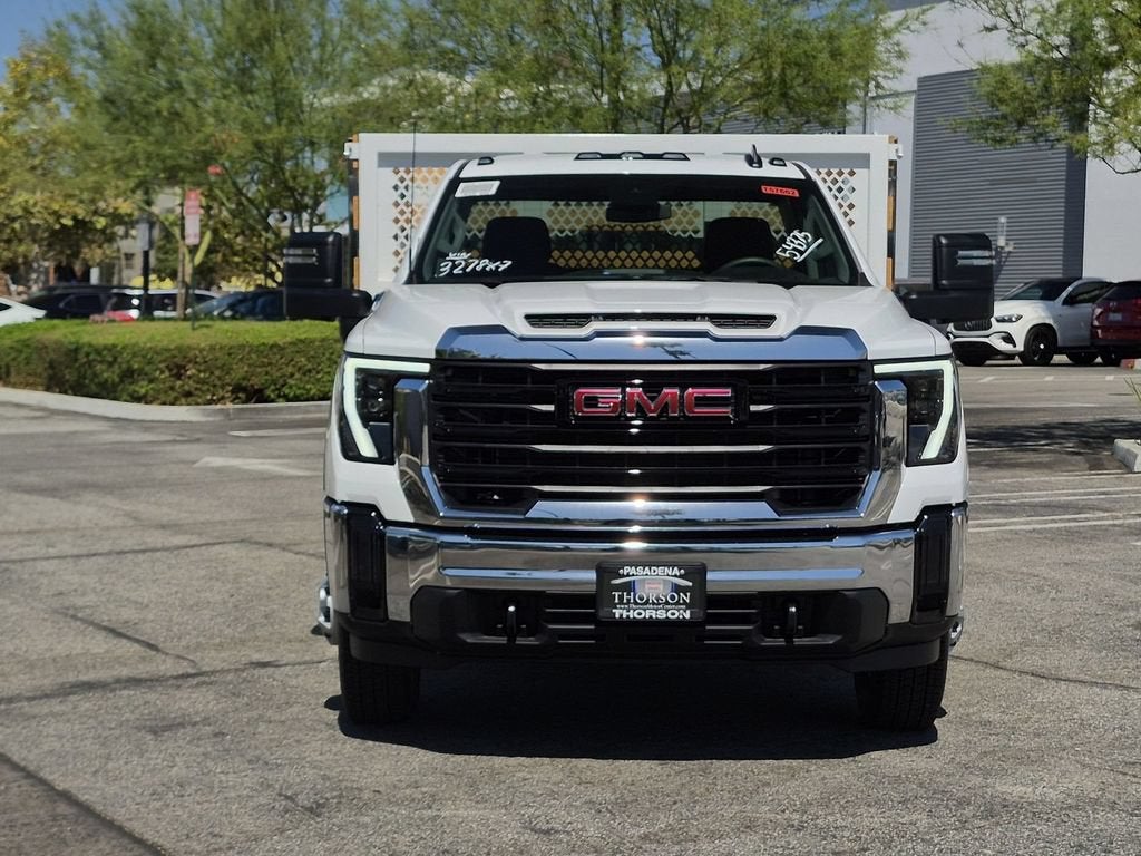 2026 GMC Sierra 3500 HD Chassis Cab Pro