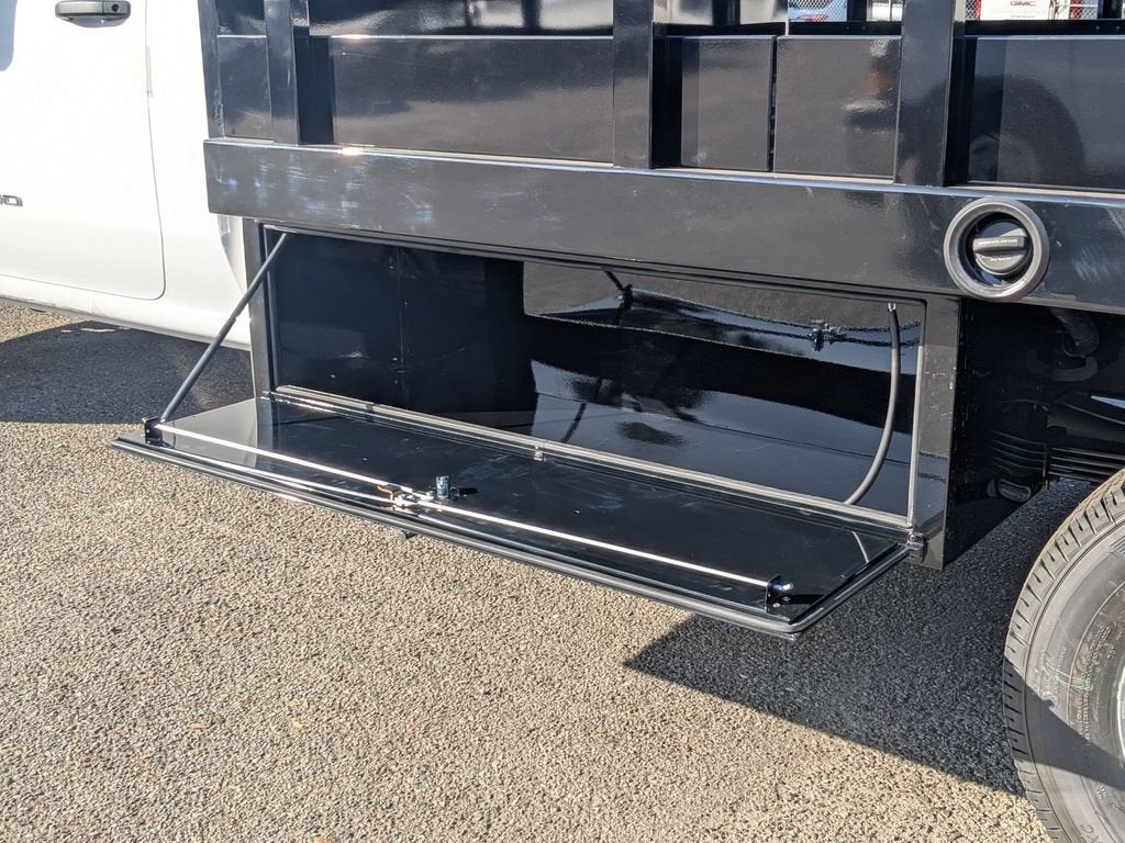 2026 GMC Sierra 3500 HD Chassis Cab Pro