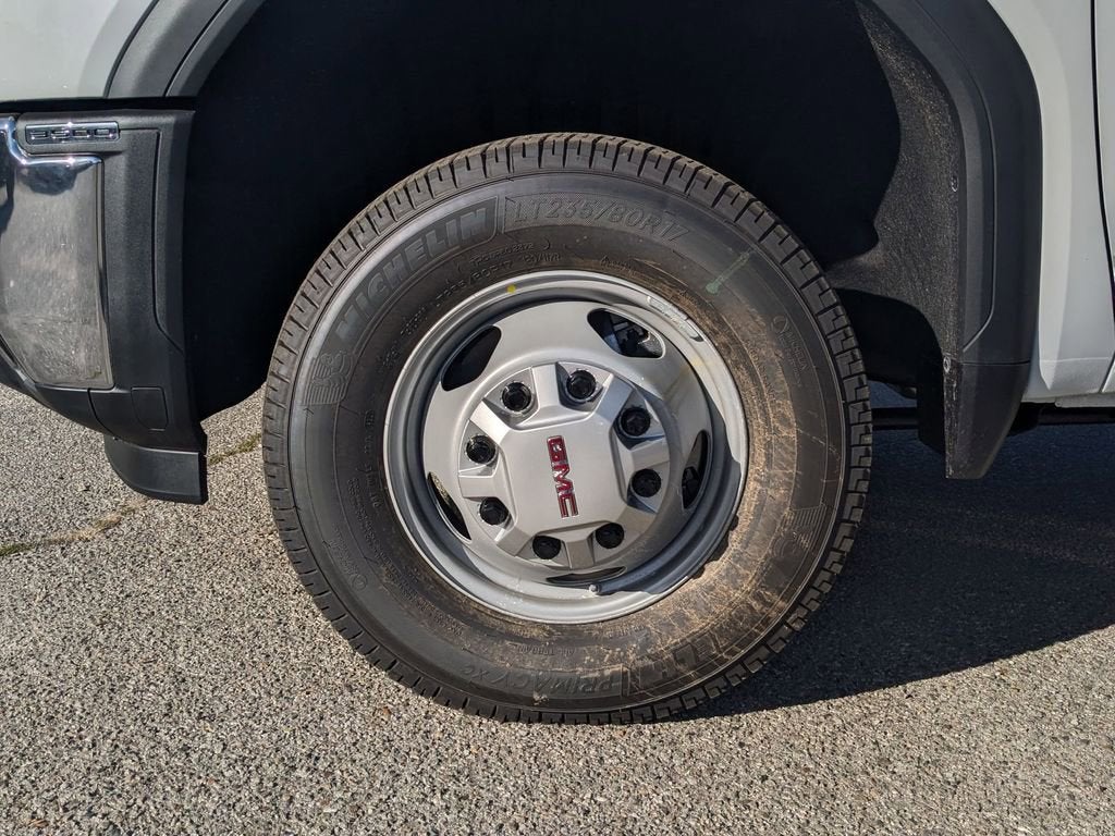 2026 GMC Sierra 3500 HD Chassis Cab Pro