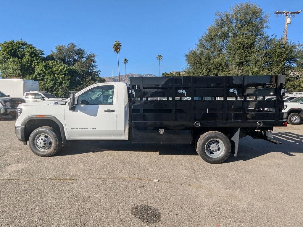 2026 GMC Sierra 3500 HD Chassis Cab Pro