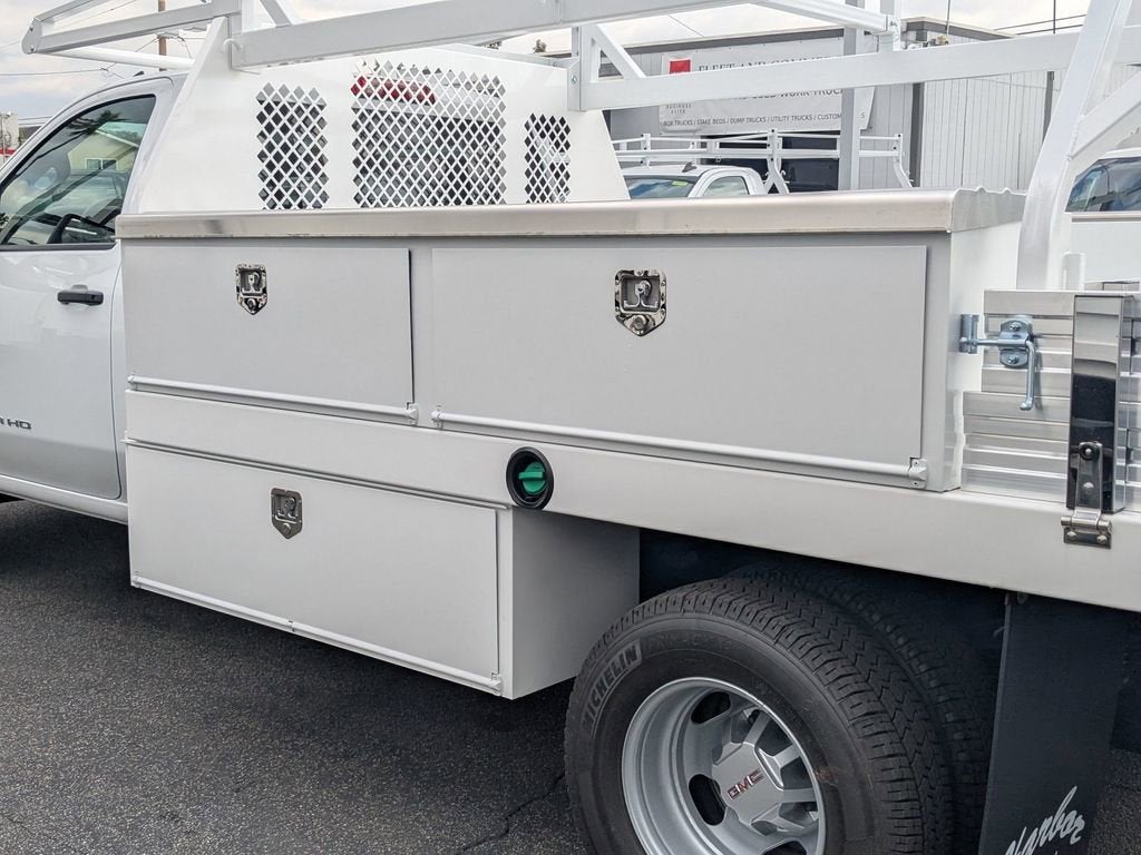 2026 GMC Sierra 3500 HD Chassis Cab Pro