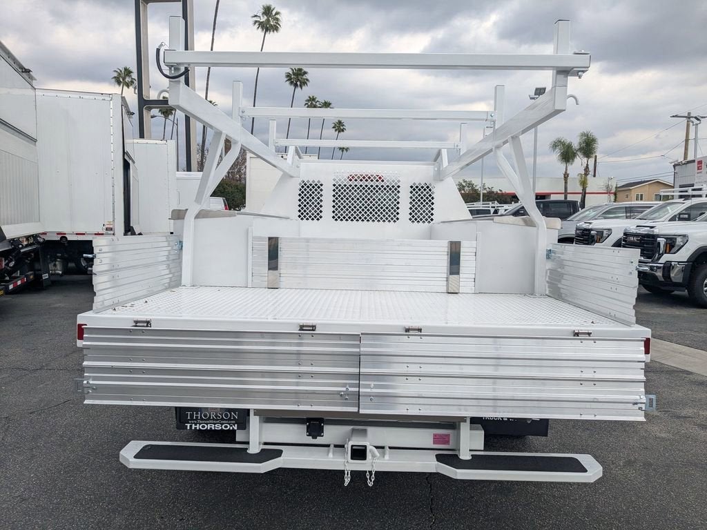 2026 GMC Sierra 3500 HD Chassis Cab Pro