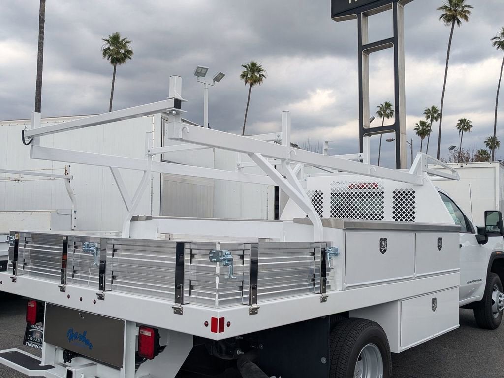 2026 GMC Sierra 3500 HD Chassis Cab Pro