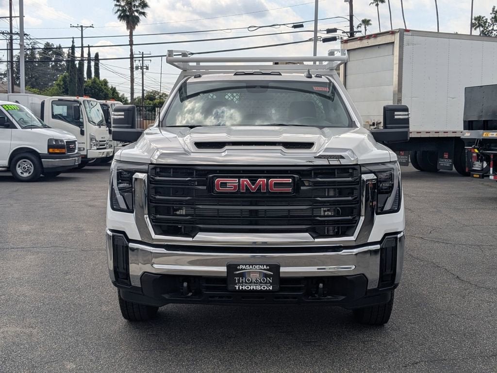 2026 GMC Sierra 3500 HD Chassis Cab Pro